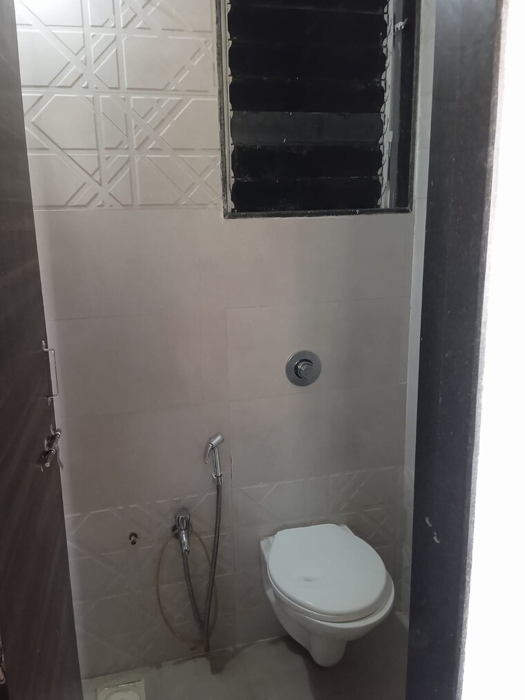 Bathroom, amritvan-complex 2 Bedroom 700 Sq.Ft. Apartment In Aarey Colony Mumbai 10198377