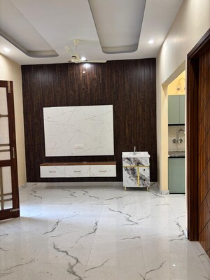 Room in 2 BHK Independent House at Dehrakhas – for Rent