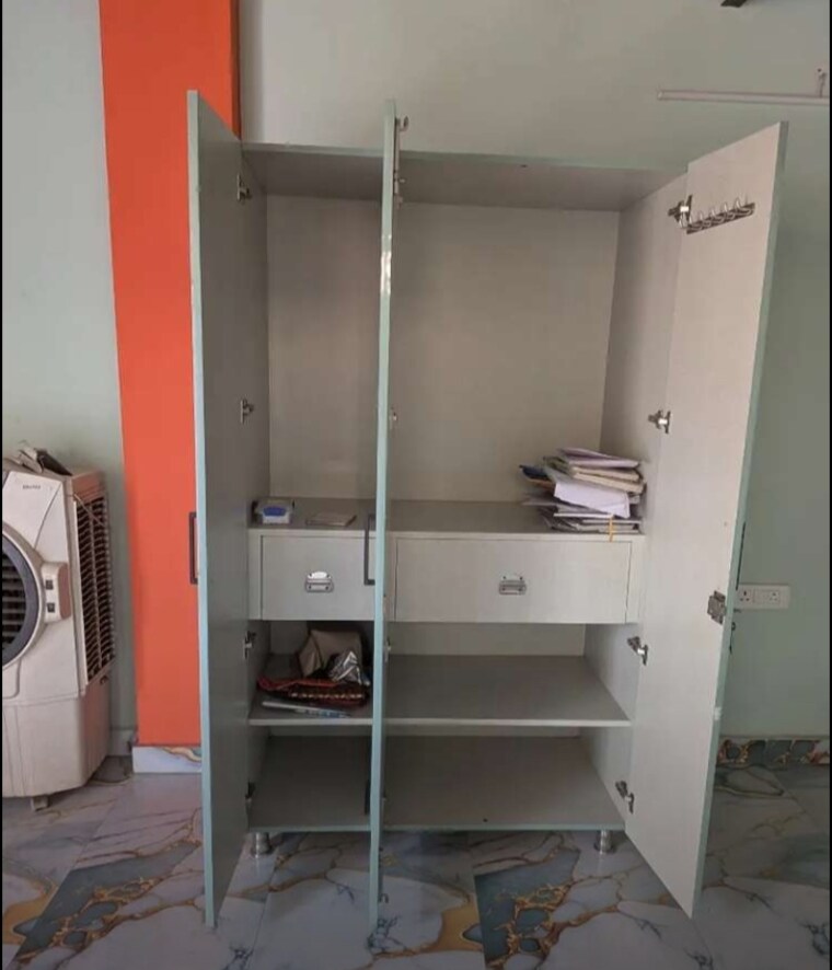 Bathroom, rwa-gyan-khand-3 1 Bedroom 450 Sq.Ft. Builder Floor In Indrapuram Ghaziabad 10198375