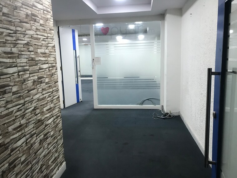 Room, aditya-trade-center Commercial Office Space 1250 Sq.Ft. In Ameerpet Hyderabad 10198378