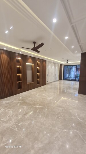 Staircase in 4 BHK Builder Floor at Sector 31 – for Sale