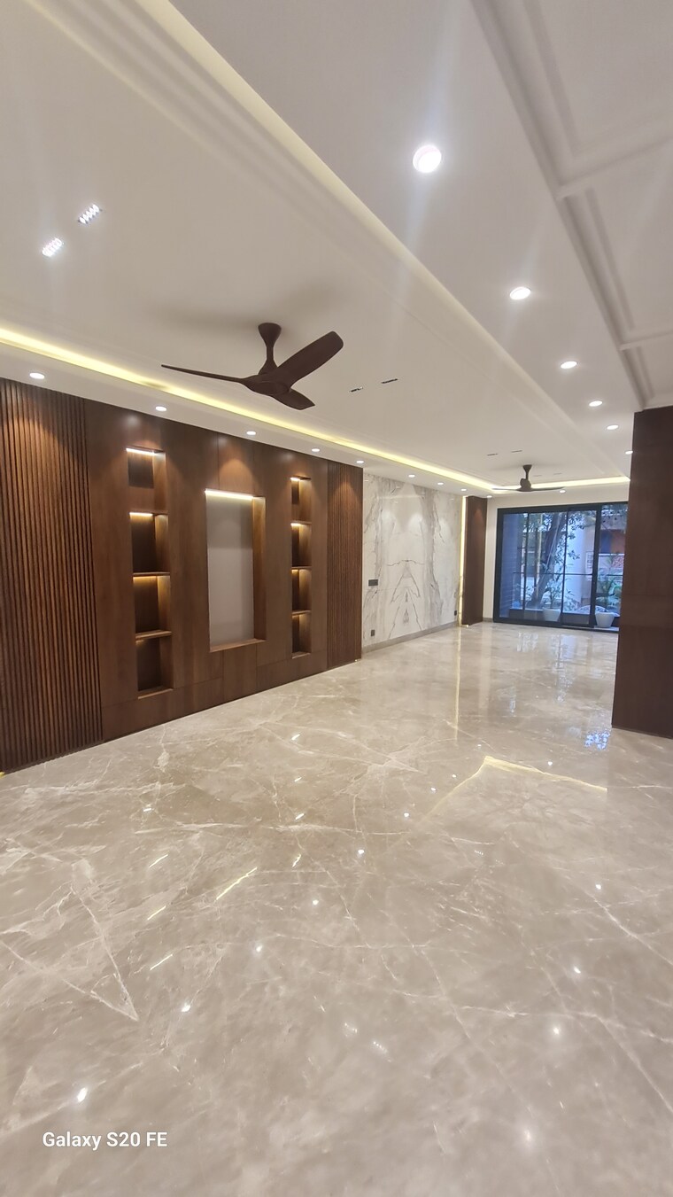 undefined, sector 31 4 Bedroom 2200 Sq.Ft. Builder Floor In Sector 31 Gurgaon 10198372