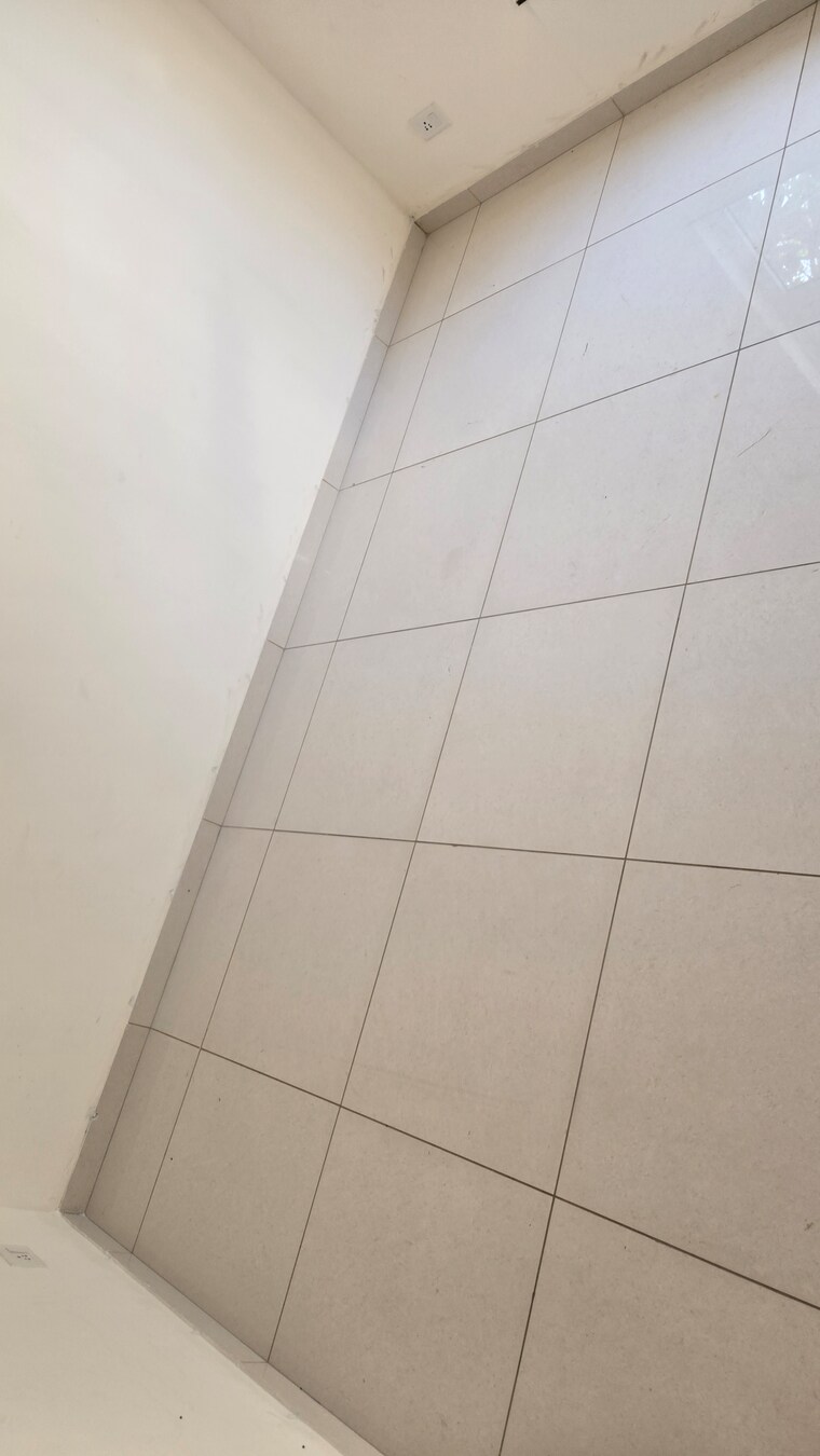 Bathroom, godrej-golf-link-villas 4 Bedroom 2359 Sq.Ft. Apartment In Sector 27 Yamuna Expressway Greater Noida 10198401