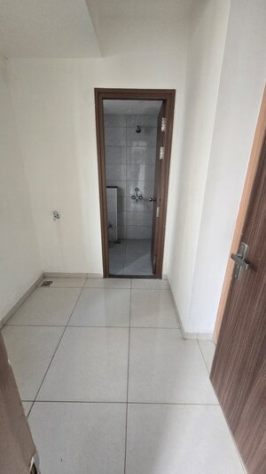  4 BHK Apartment at Godrej Golf Link Villas, Sector 27 Yamuna Expressway – for Sale