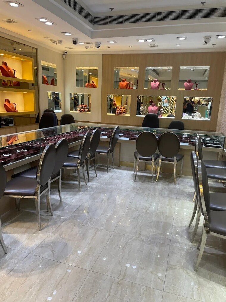 Gym, bhutani-experience Commercial Shop 1500 Sq.Ft. In Sector 32 Noida 10198445