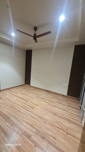 Furnished Amenities in 4 BHK Builder Floor at Sector 31 – for Sale