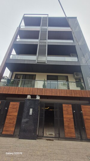 4 BHK Builder Floor For Sale in Sector 31