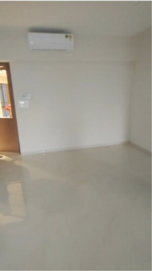 Room in 2 BHK Apartment at Chembur – for Rent