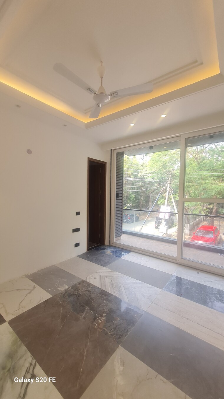 Balcony, sector 45 3 Bedroom 1450 Sq.Ft. Builder Floor In Sector 45 Gurgaon 10198449