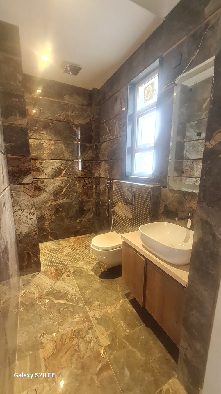 Living Room, sector 45 3 Bedroom 1450 Sq.Ft. Builder Floor In Sector 45 Gurgaon 10198449