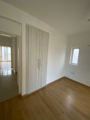 3.5 BHK Apartment For Rent in Emaar Gurgaon Greens, Sector 102