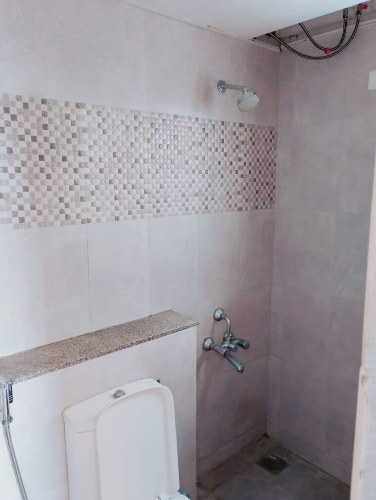 Bathroom, rohan-abhilasha 2 Bedroom 880 Sq.Ft. Apartment In Wagholi Pune 10200828