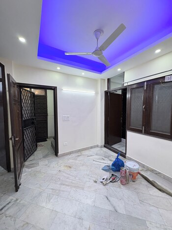 2 BHK Builder Floor for Rent in Panchsheel Vihar, Delhi