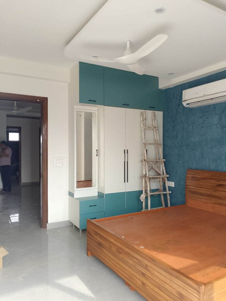 Room, sector 51 3 Bedroom 3000 Sq.Ft. Builder Floor In Sector 51 Gurgaon 10201188