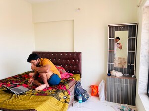 Bedroom in 1 BHK Apartment at Garden View Apartment, Goregaon East – for Rent