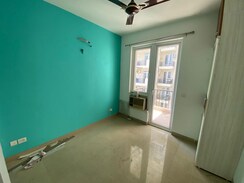 3 BHK + Servant Room Apartment For Sale in Emaar Emerald Estate