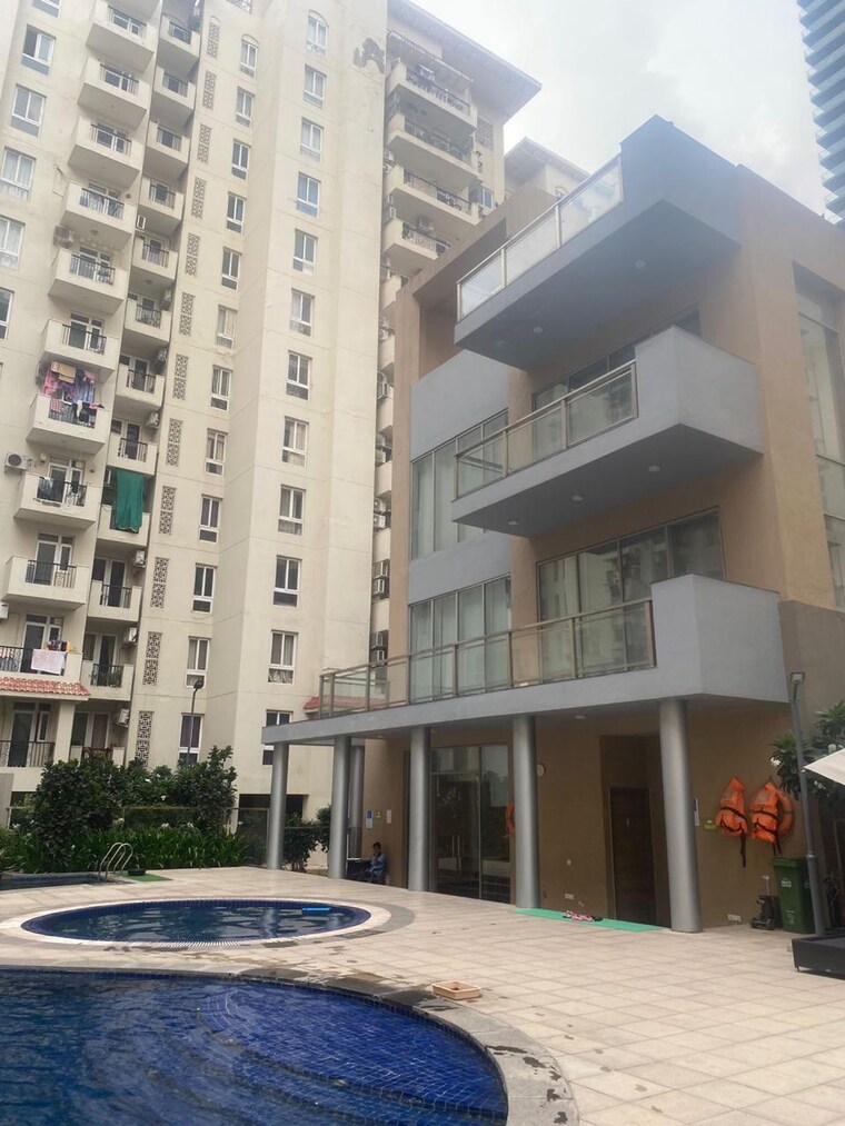 Exterior View, emaar-emerald-estate 3 Bedroom 1395 Sq.Ft. Apartment In Sector 65 Gurgaon 10201195