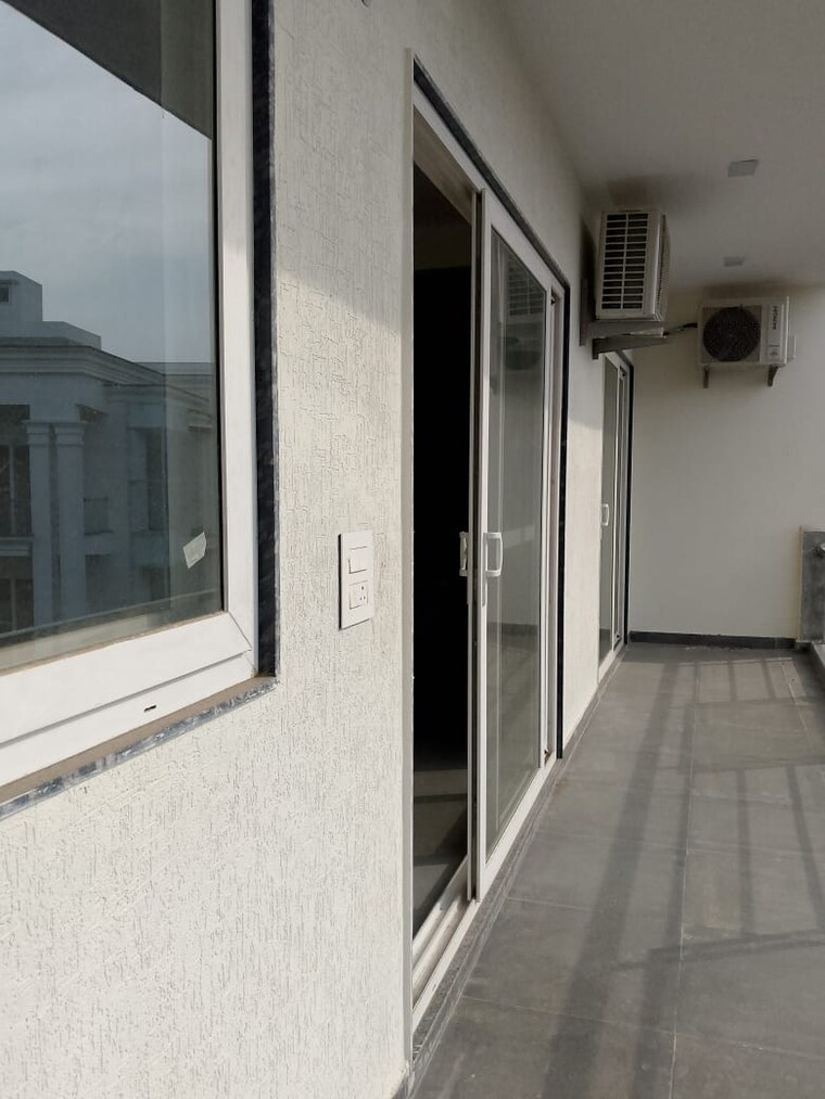 undefined, sector 52 3 Bedroom 2799 Sq.Ft. Builder Floor In Sector 52 Gurgaon 10201199