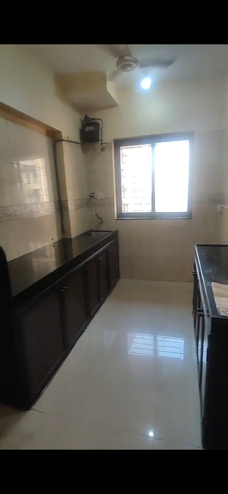 Kitchen, k-raheja-palm-spring 2 Bedroom 995 Sq.Ft. Apartment In Malad West Mumbai 10201225