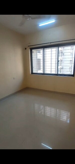 Bedroom in 2 BHK Apartment at K Raheja Palm Spring, Malad West – for Rent