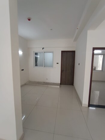2 BHK Builder Floor for Rent in Ramesh Nagar, Delhi
