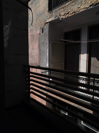 2 BHK Builder Floor for Rent in Govindpuri, Delhi