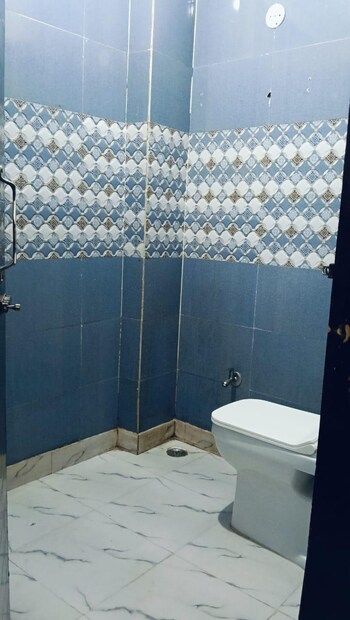 2 BHK Builder Floor for Sale in Govindpuri, Delhi