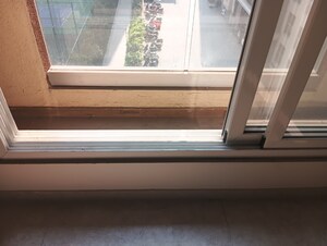 Balcony in 2 BHK Builder Floor at Balkum Pada – for Rent