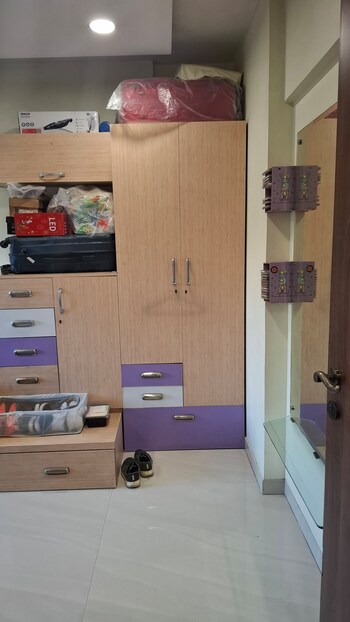 2 BHK Flat for Sale in Orlem, Mumbai