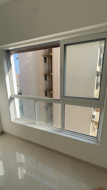 2 BHK Flat for Sale in Andheri West, Mumbai