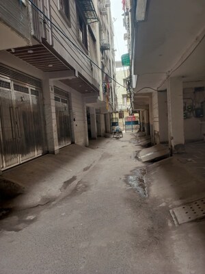 Parking in 3 BHK Builder Floor at Burari – for Sale