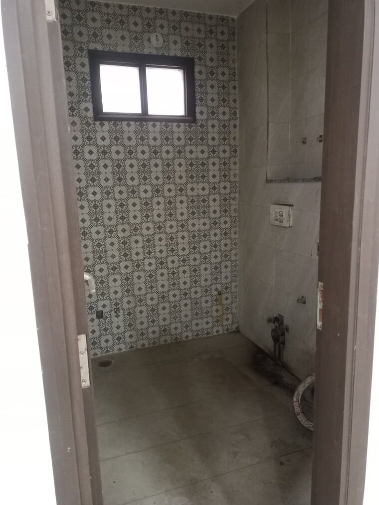 Bathroom, burari 3 Bedroom 1134 Sq.Ft. Builder Floor In Burari Delhi 10208177