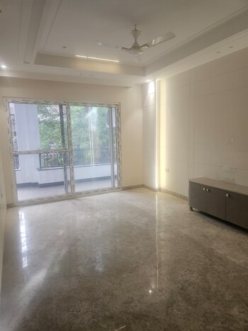 4 BHK Builder Floor for Sale in Anand Vihar, Delhi