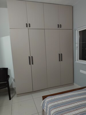 Room in 3 BHK Apartment at 7 Hills Prestige, Vijayanagar – for Rent