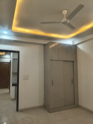 Furnished Amenities in 4 BHK Builder Floor at RWA Apartments Sector 72, Sector 72 – for Sale