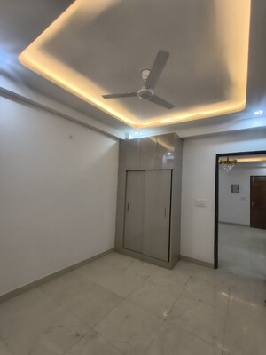 Furnished Amenities in 4 BHK Builder Floor at RWA Apartments Sector 72, Sector 72 – for Sale