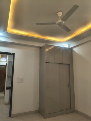 Furnished Amenities in 4 BHK Builder Floor at RWA Apartments Sector 72, Sector 72 – for Sale