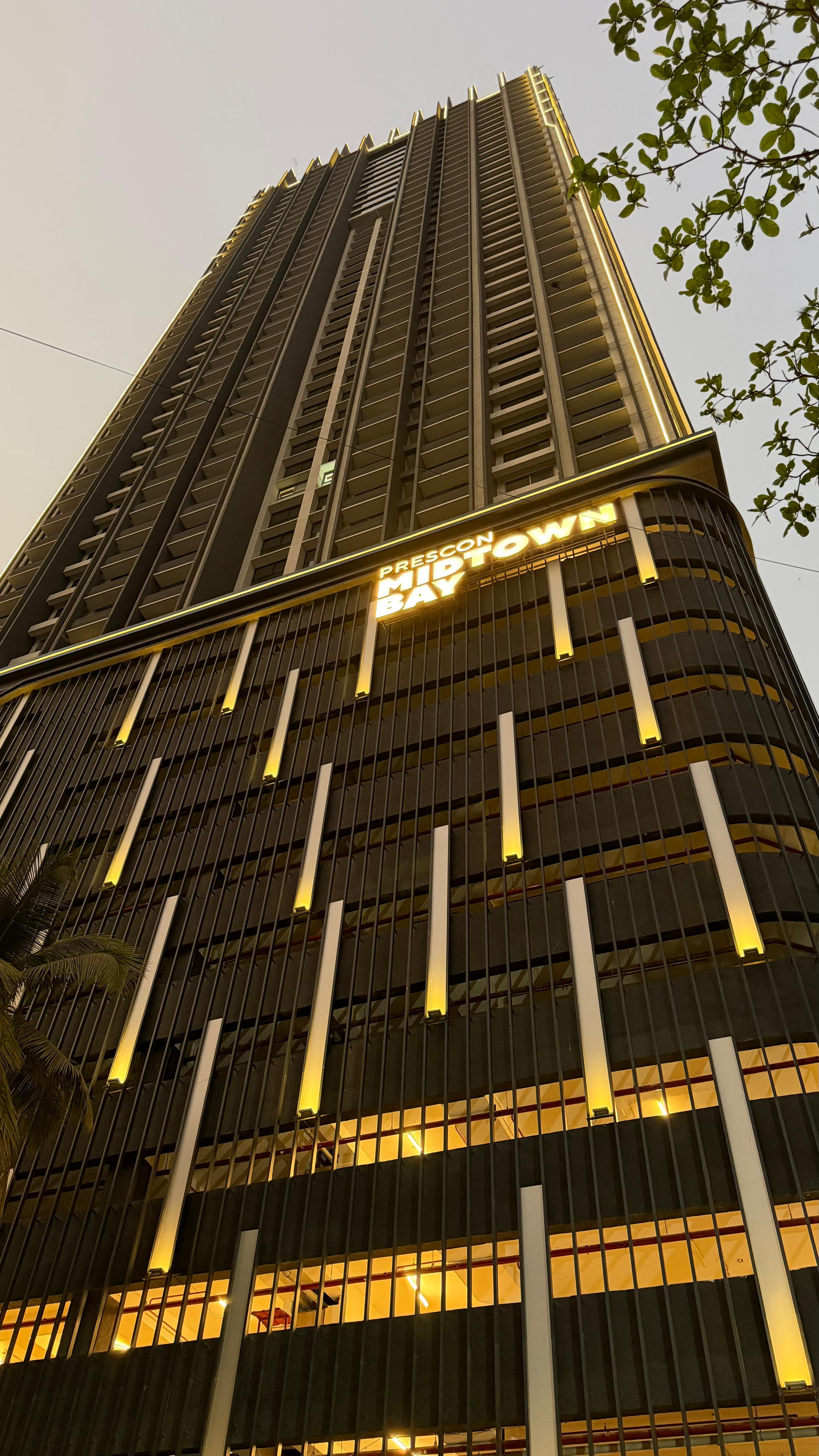 3 BHK + Servant Room 1180 Sq.Ft. Apartment in Prescon Midtown Bay