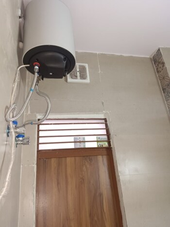 3.5 BHK Builder Floor for Rent in Sector 28, Faridabad