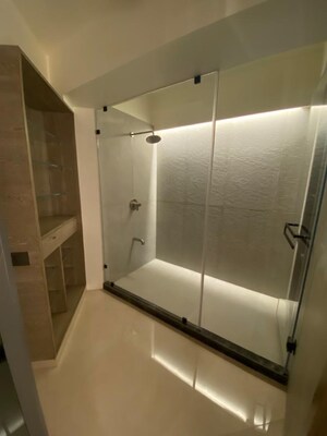  4 BHK Apartment at Raj Grandeur, Powai – for Rent