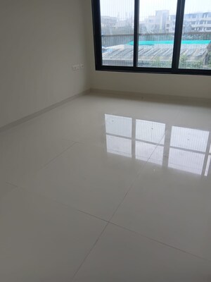 Room in 2 BHK Apartment at Ramprastha City The Atrium, Sector 37d – for Rent