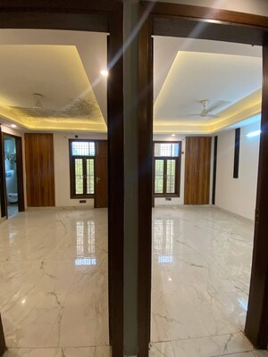 Building Lobby in 3 BHK Builder Floor at Saket – for Rent