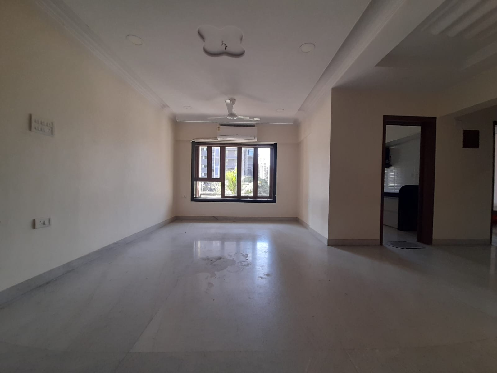 2 BHK Apartment For Rent in Pranay Leela
