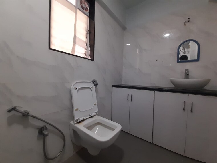 Bathroom, pranay-leela 2 Bedroom 825 Sq.Ft. Apartment In Goregaon West Mumbai 10214432