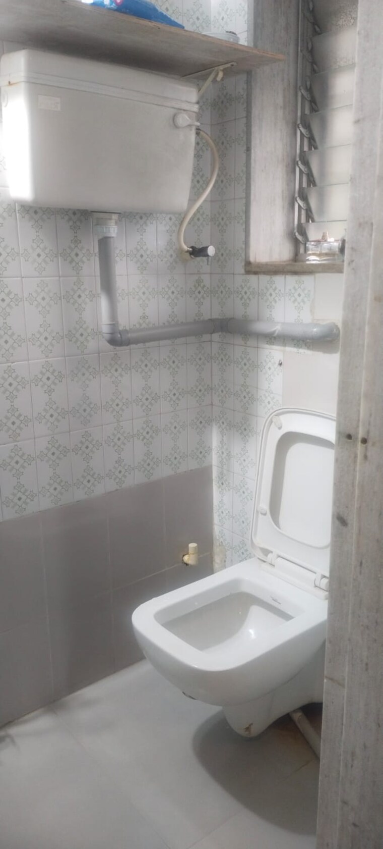 Bathroom, juhu 1 Bedroom 600 Sq.Ft. Apartment In Juhu Mumbai 10214431