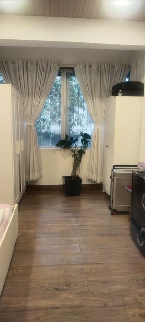 Staircase in 1 BHK Apartment at Juhu – for Rent