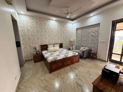 4 BHK + Servant Room Builder Floor For Sale in Sector 21D