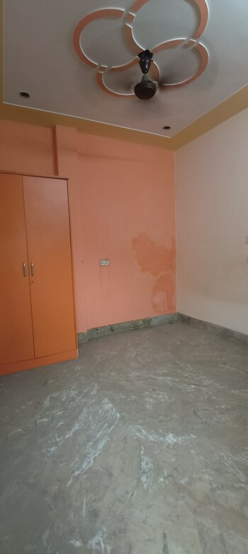 1.5 BHK Builder Floor for Rent in Rohini Sector 25, Delhi