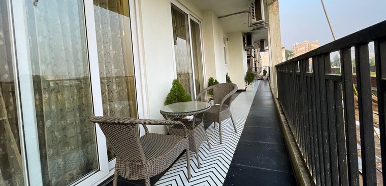Balcony, ramgarh bhudda 3 Bedroom 1822 Sq.Ft. Apartment In Ramgarh Bhudda Zirakpur 10214937