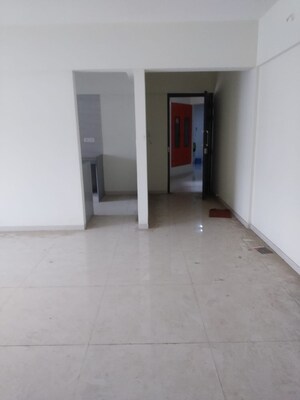 Room in 1 BHK Apartment at Godrej Central, Chembur – for Rent